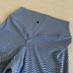 Balance Athletica Blue Wave Pattern Leggings